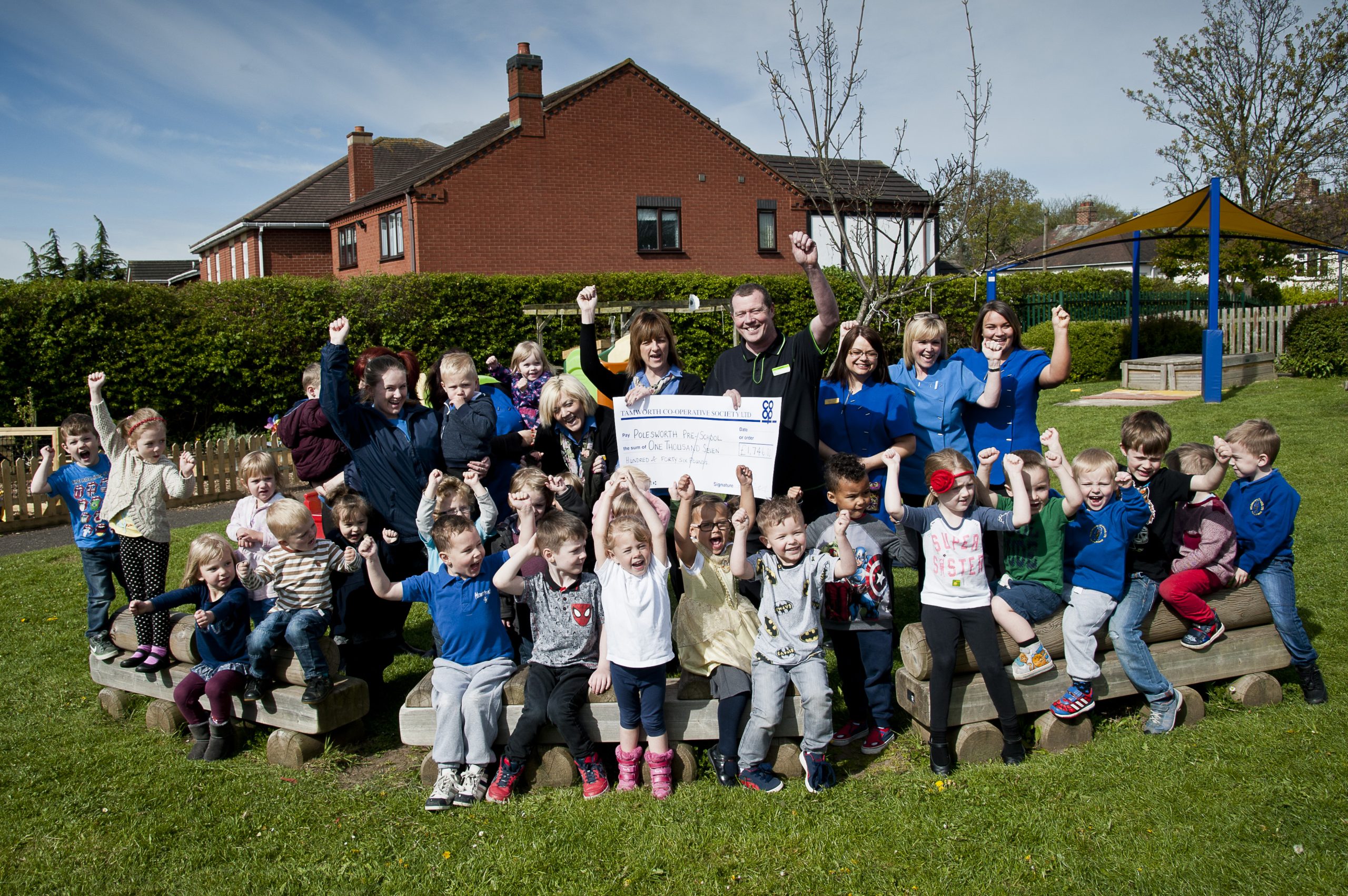 Tots benefit from a £1,746 cash gift from the Tamworth Co-op