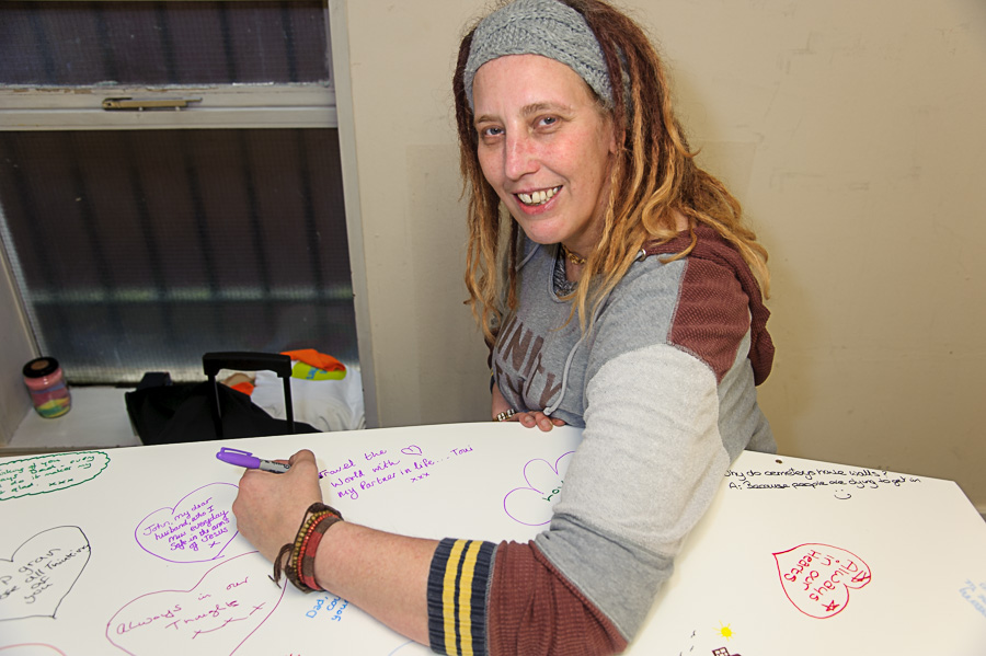 Tamworth shoppers chat about death… and try their hand at ‘coffin art’