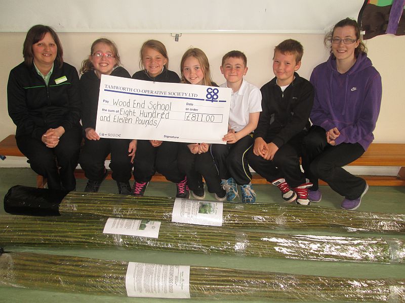 Tamworth Co-op provides a living igloo for Wood End school