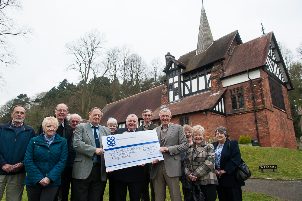 Tamworth Co-op hands over cash to church close to its heart